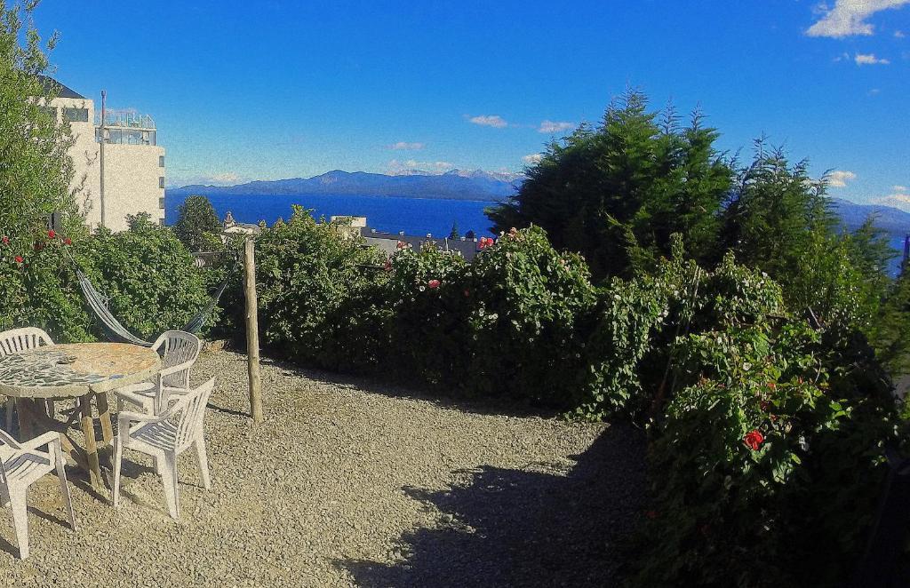 Hostel Pudu San Carlos de Bariloche Bagian luar foto